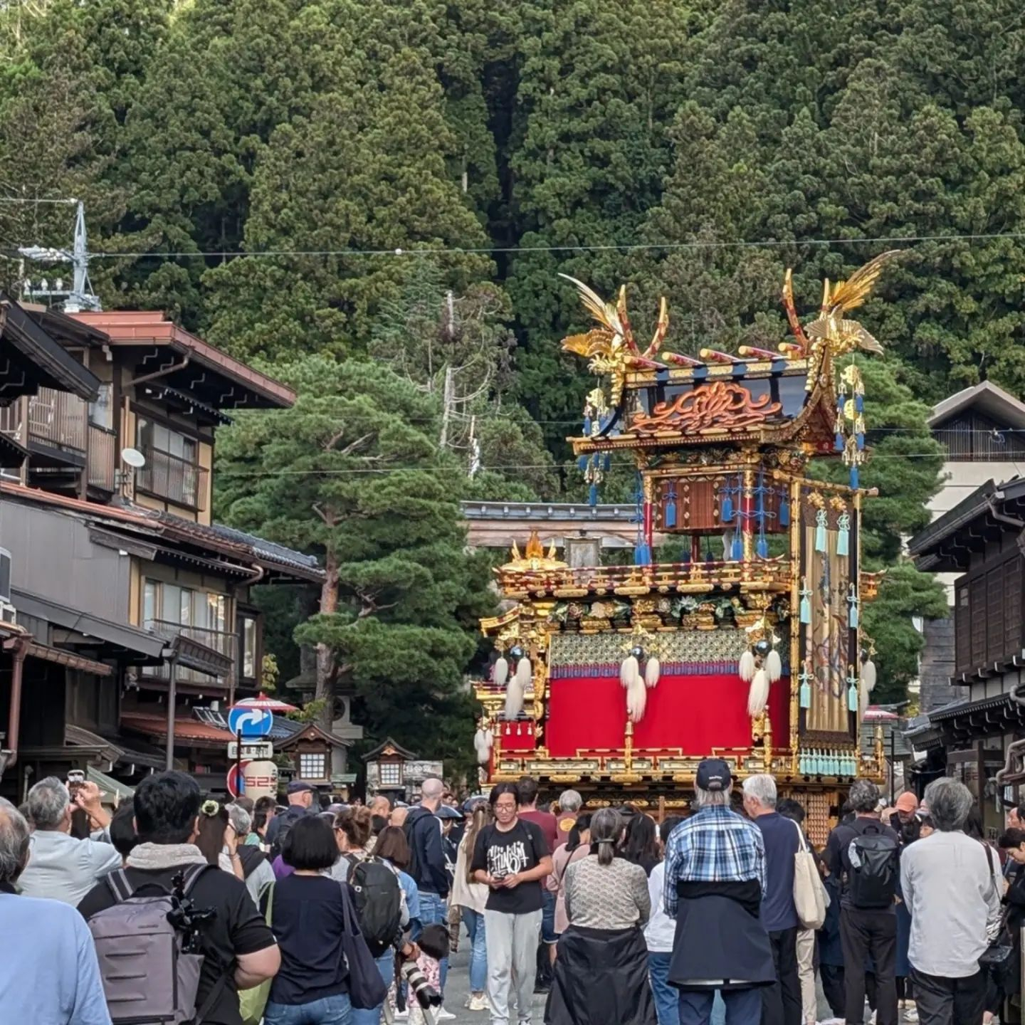 秋の高山祭りも終いまして、晩ごはんどうするー？な方お待ちして...