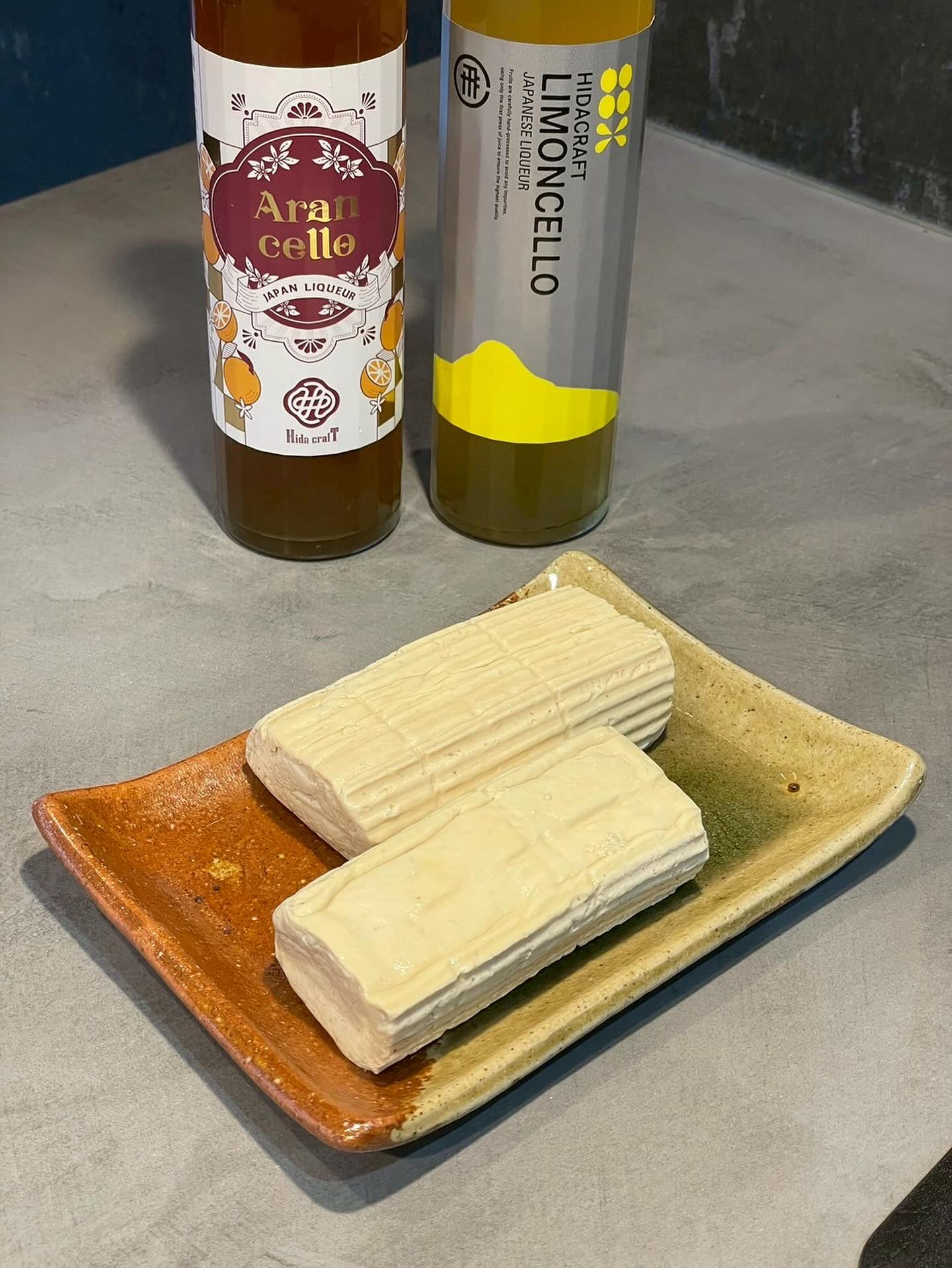 高山店で常備している高山のお酒、アランチェッロ、リモンチェッ...